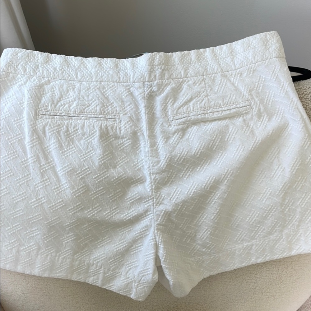 Banana Republic size 2 white textured shorts - Picture 7 of 9